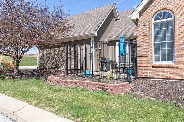 9710 N Montclair Avenue — photo 23