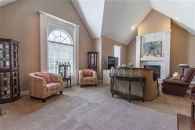 9710 N Montclair Avenue — photo 28