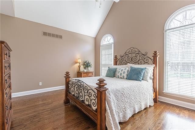 9710 N Montclair Avenue — photo 36