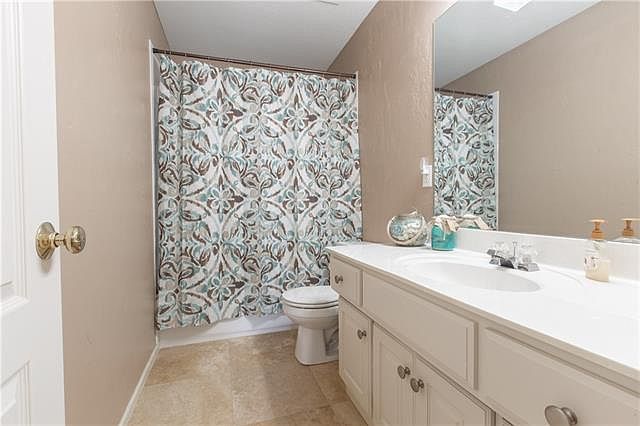 9710 N Montclair Avenue — photo 47