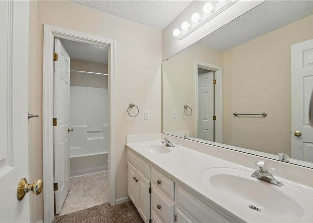 9729 PRAIRIE CREEK Road — photo 7
