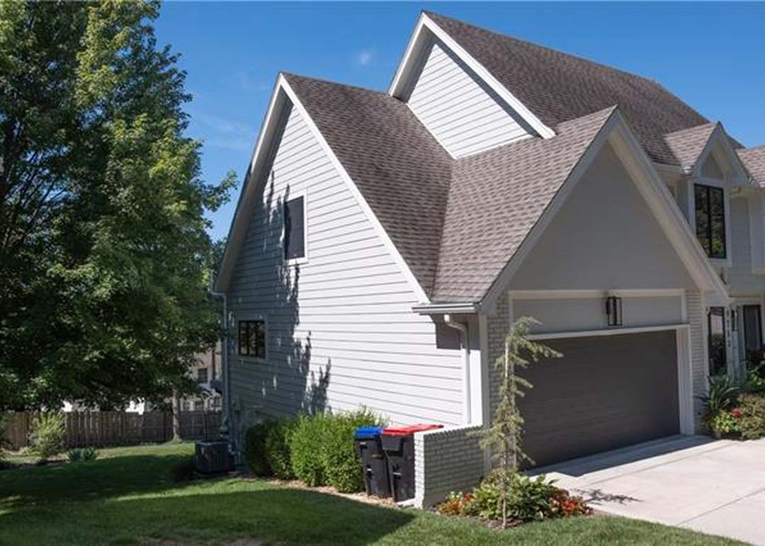 9753 W 115th Street — photo 49