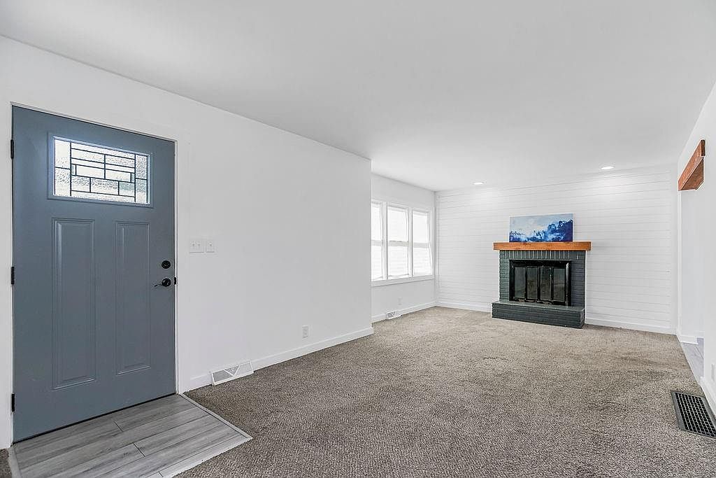 9908 E 77th Terrace — photo 3