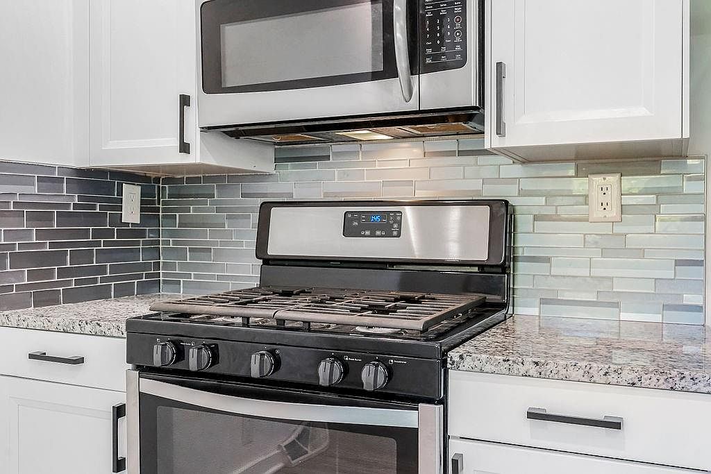 9908 E 77th Terrace — photo 16
