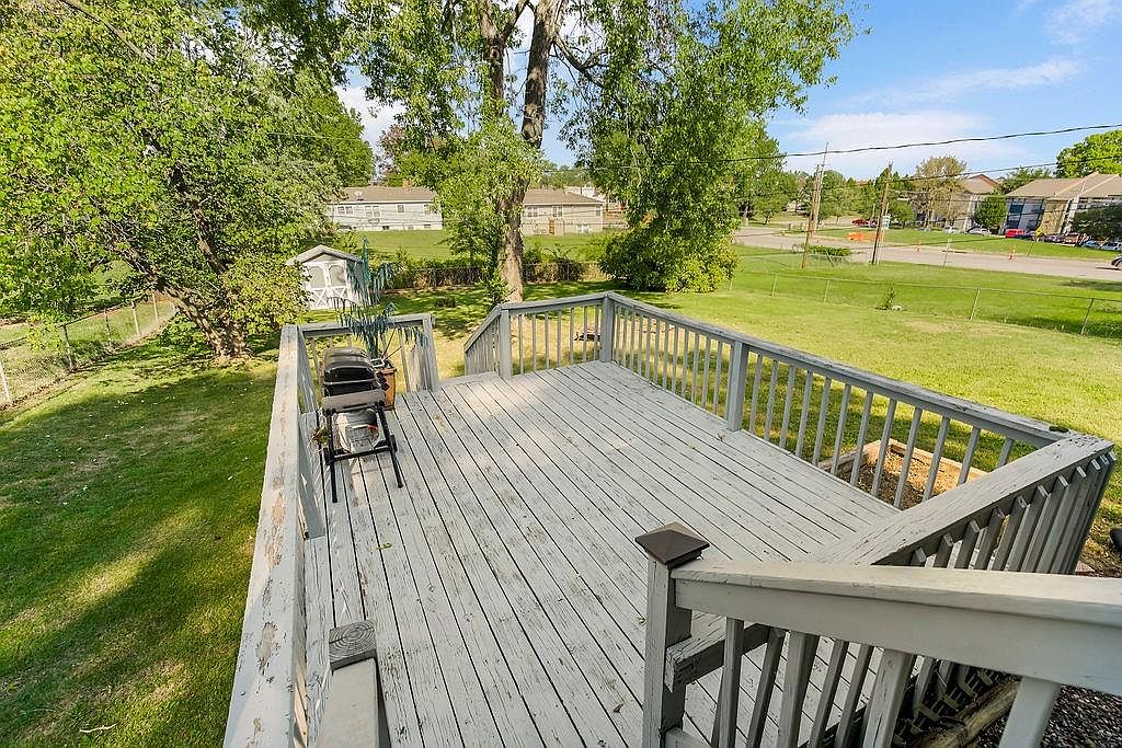 9908 E 77th Terrace — photo 32