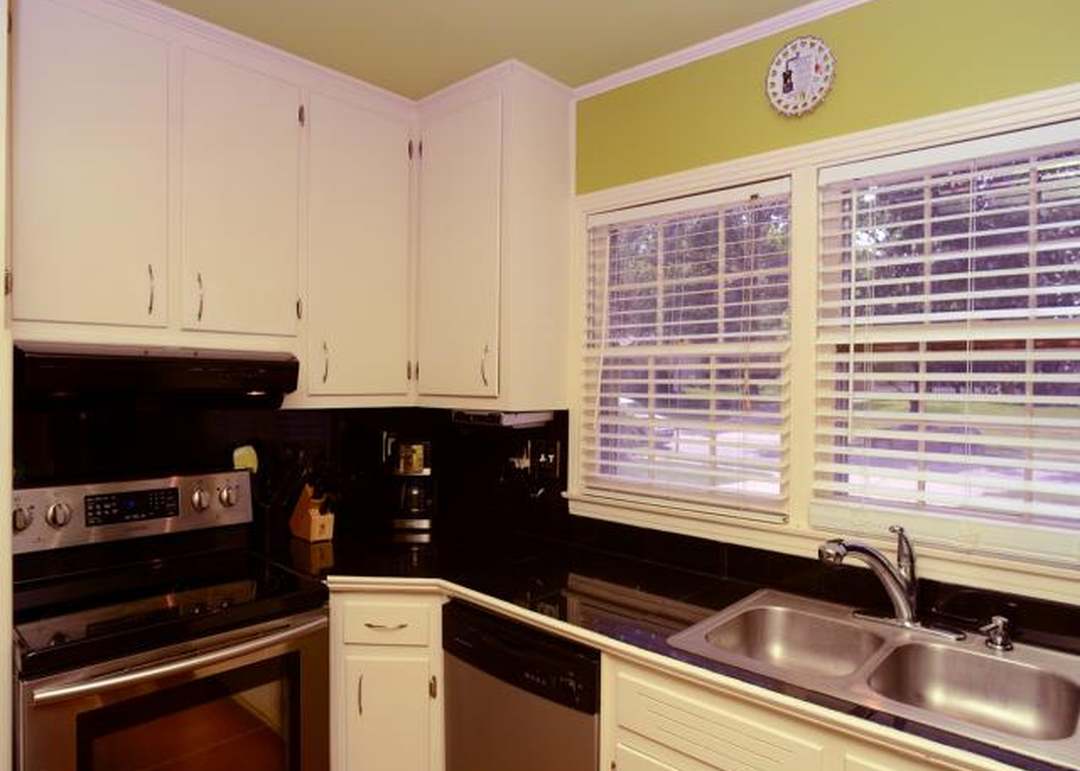 9908 HORTON STREET — photo 7