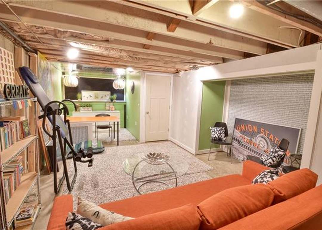 9920 Perry Drive — photo 7