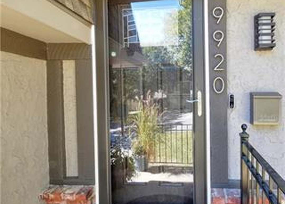 9920 Perry Drive — photo 10