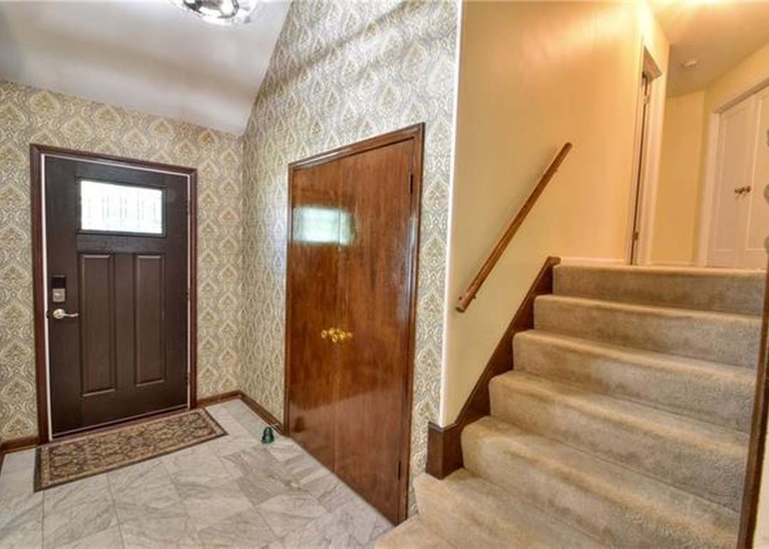 9920 Perry Drive — photo 12