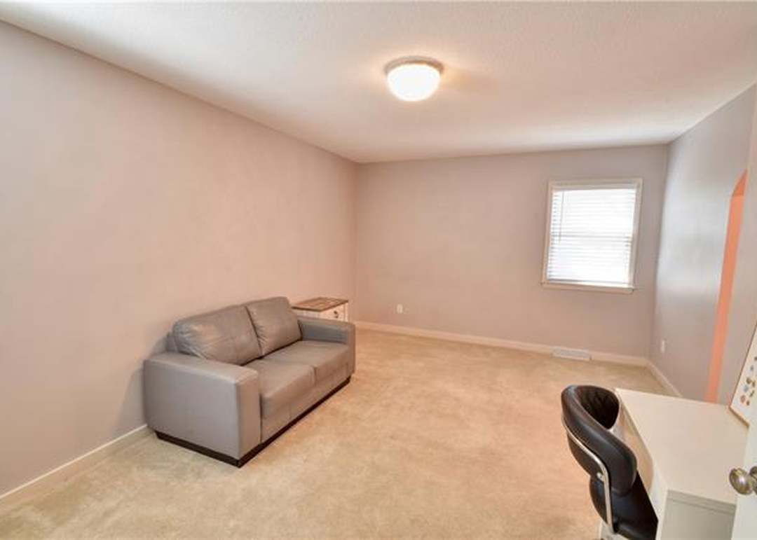 9920 Perry Drive — photo 25