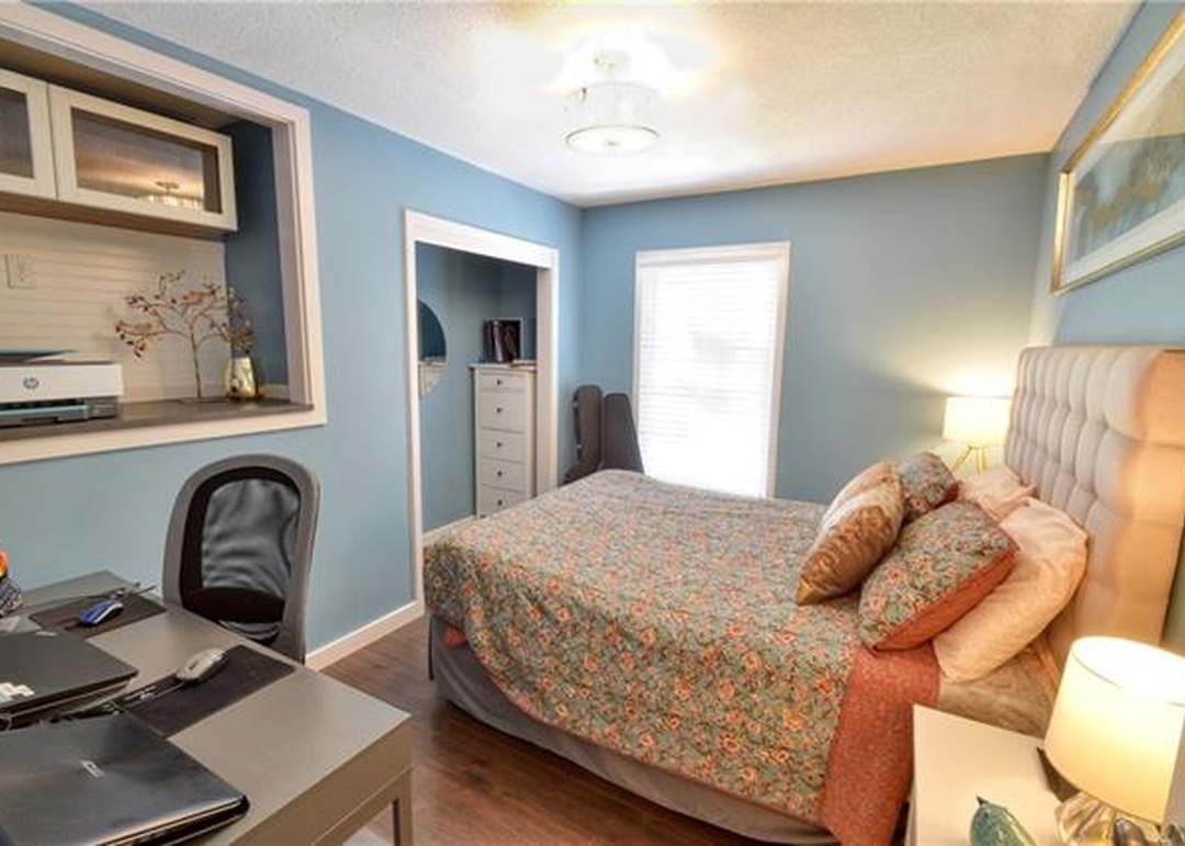 9920 Perry Drive — photo 27