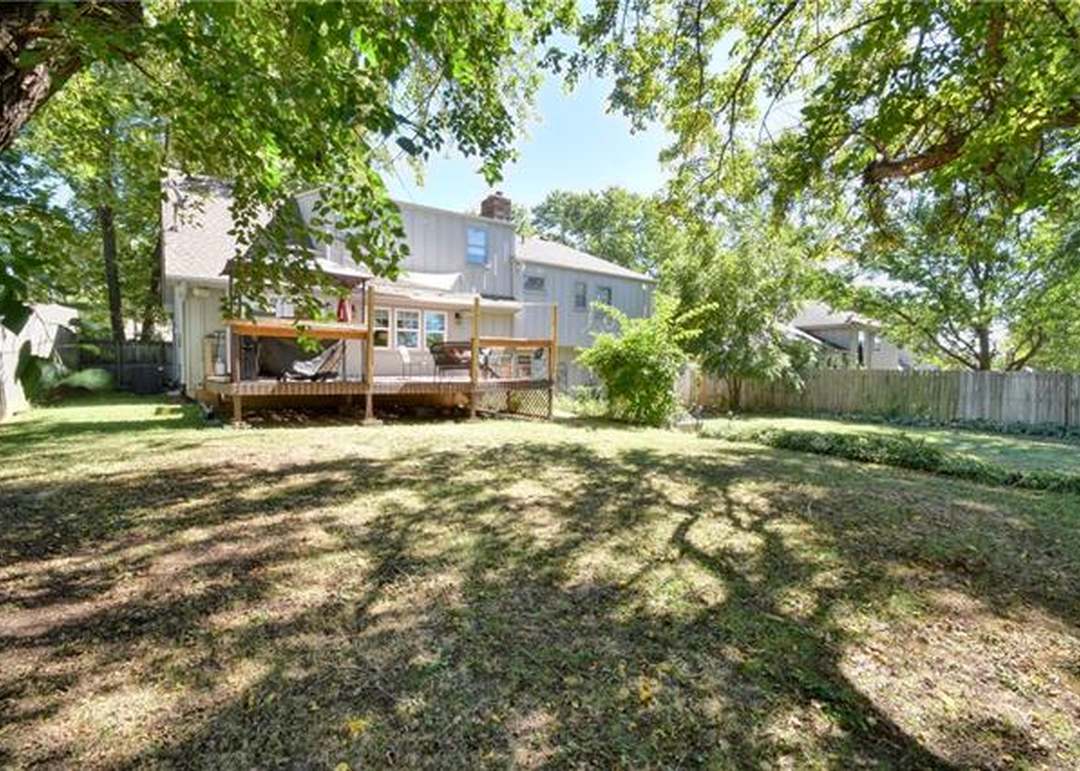 9920 Perry Drive — photo 36