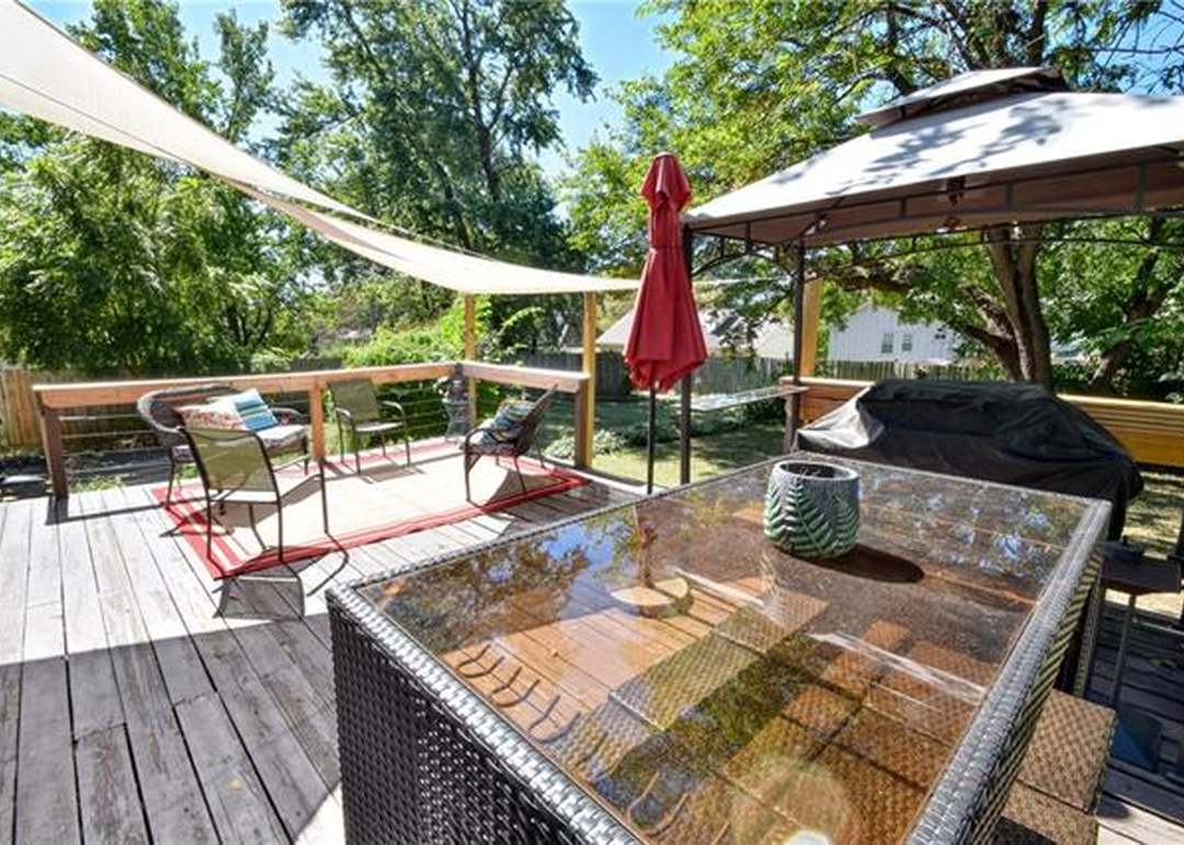 9920 Perry Drive — photo 39