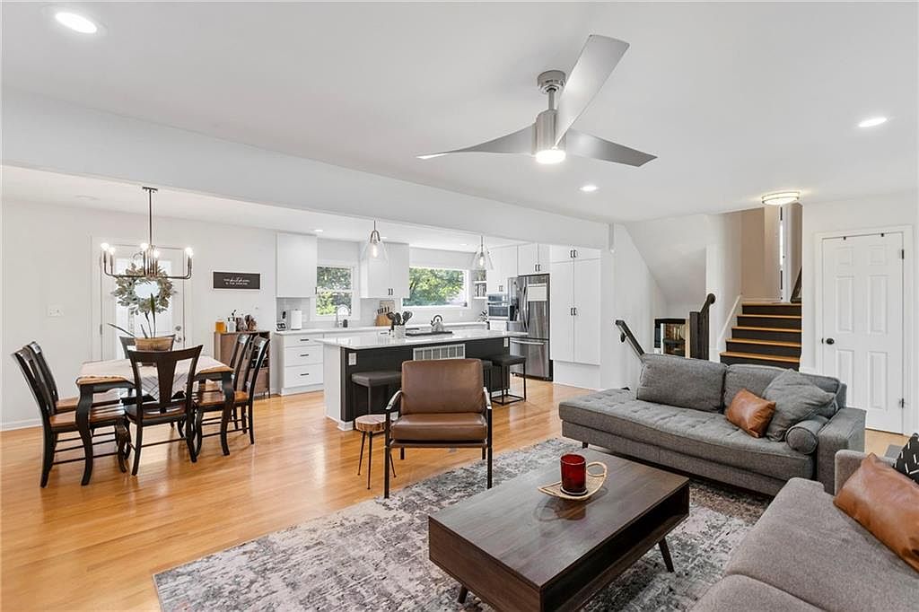 9947 Bluejacket Drive — photo 4