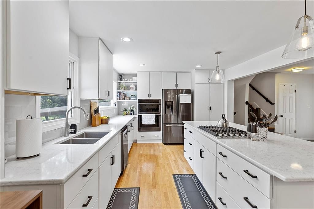 9947 Bluejacket Drive — photo 6