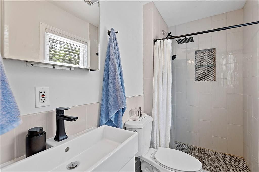 9947 Bluejacket Drive — photo 14