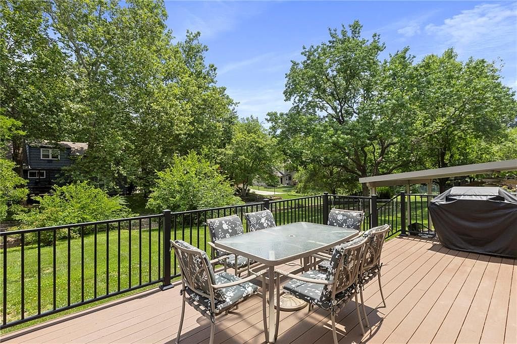 9947 Bluejacket Drive — photo 26