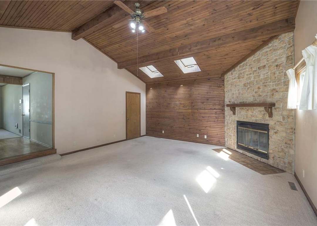 619 NW Fair Lane — photo 12