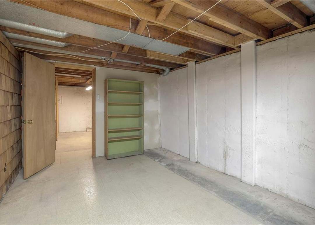 619 NW Fair Lane — photo 25
