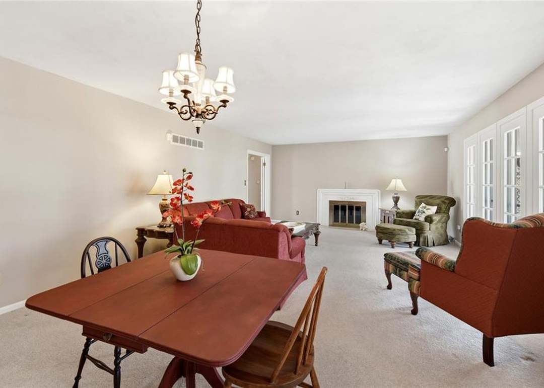 3424 S Norton Avenue — photo 15