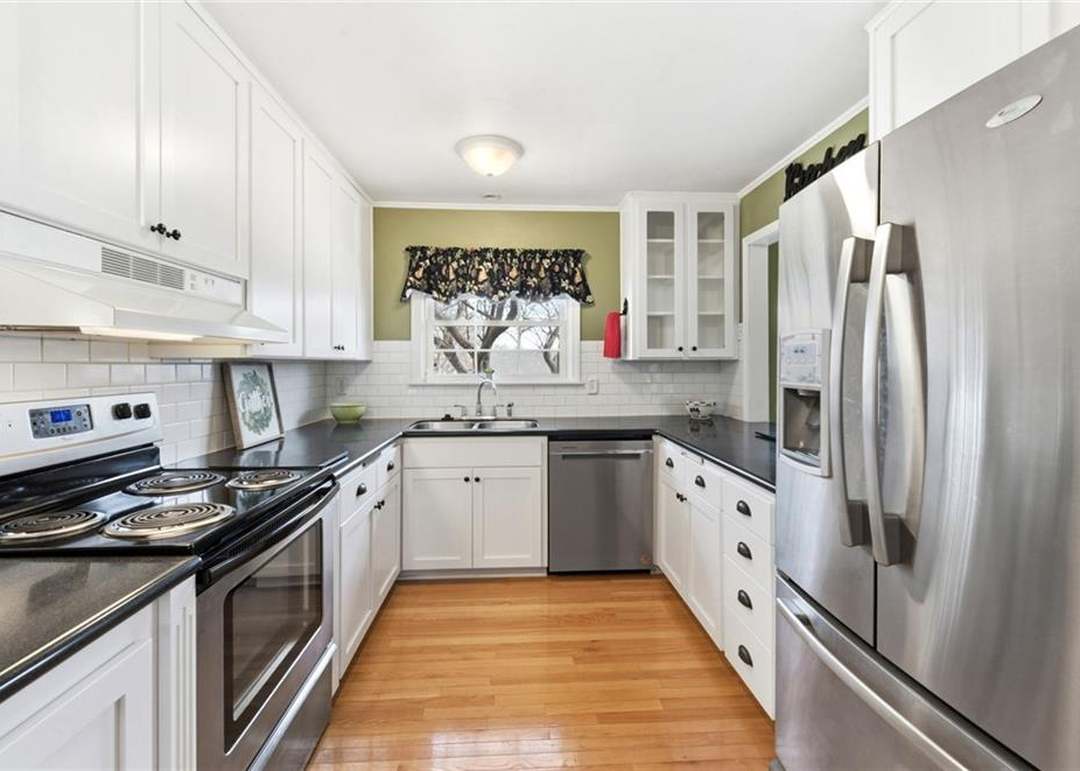 3424 S Norton Avenue — photo 17
