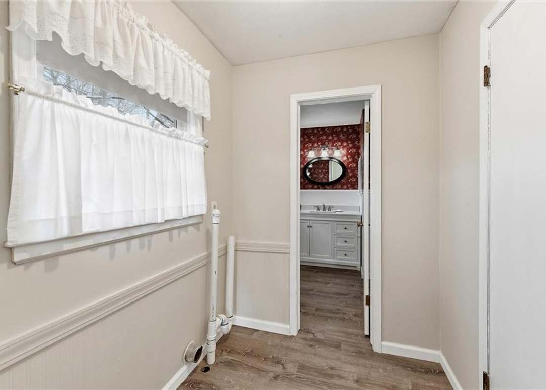3424 S Norton Avenue — photo 26