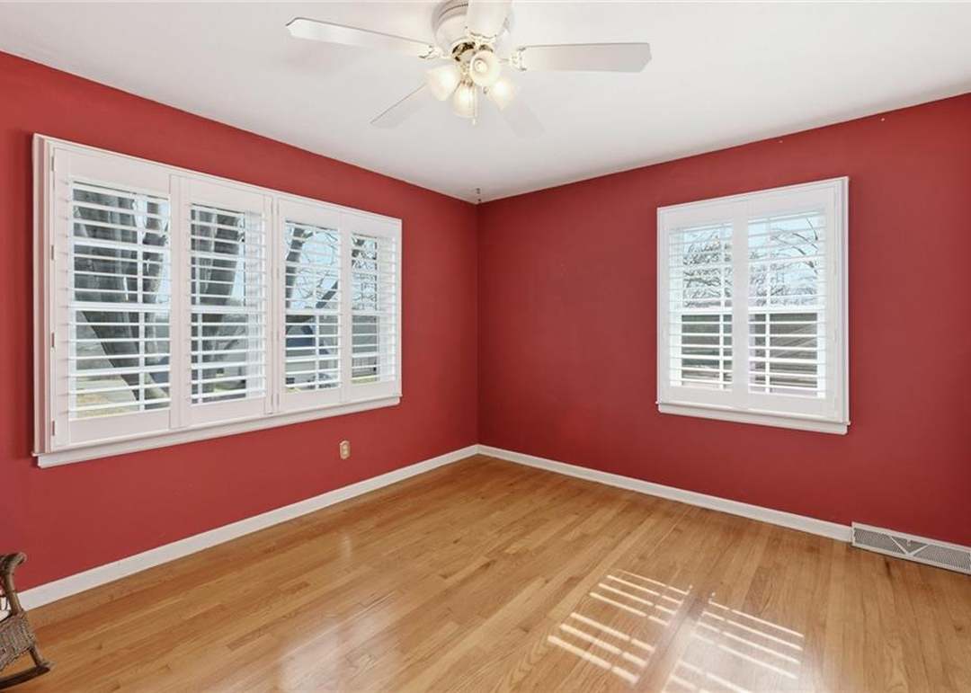 3424 S Norton Avenue — photo 28