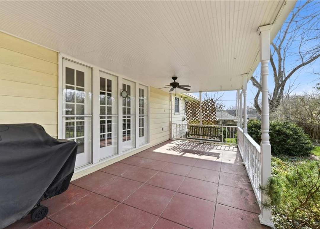 3424 S Norton Avenue — photo 42