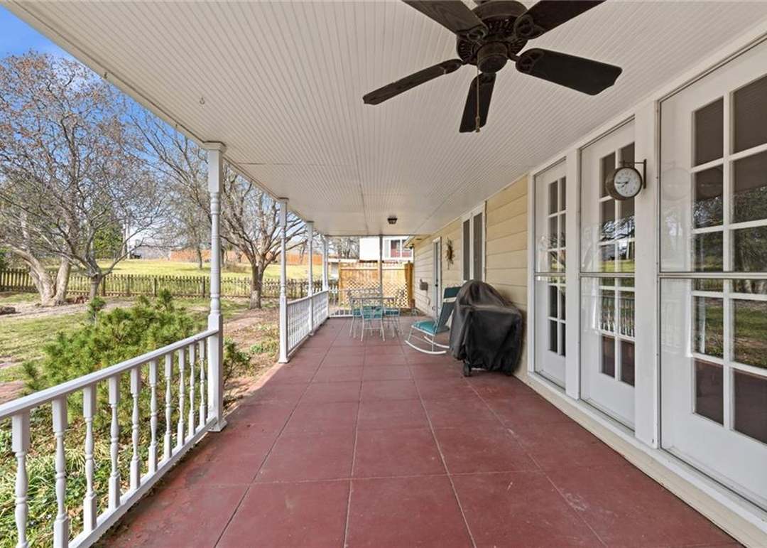 3424 S Norton Avenue — photo 43