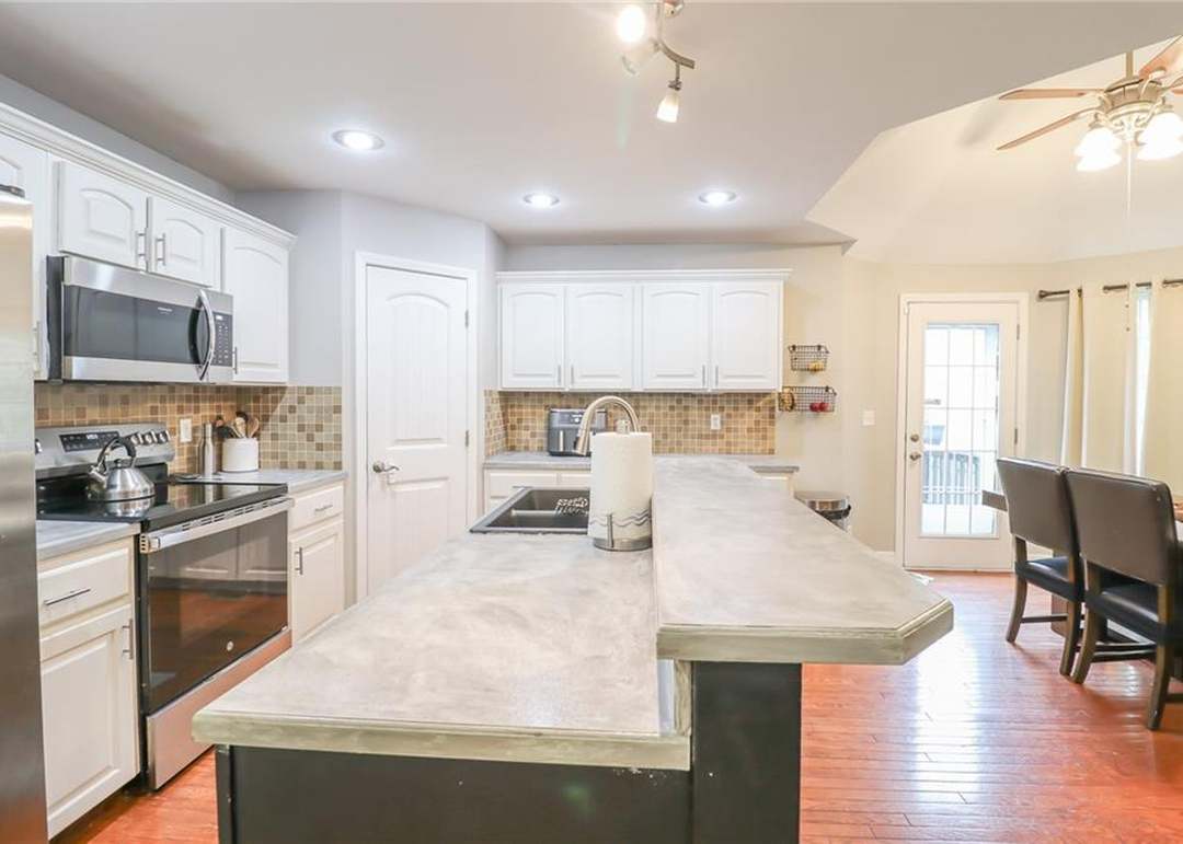 1215 Nottingham Drive — photo 19