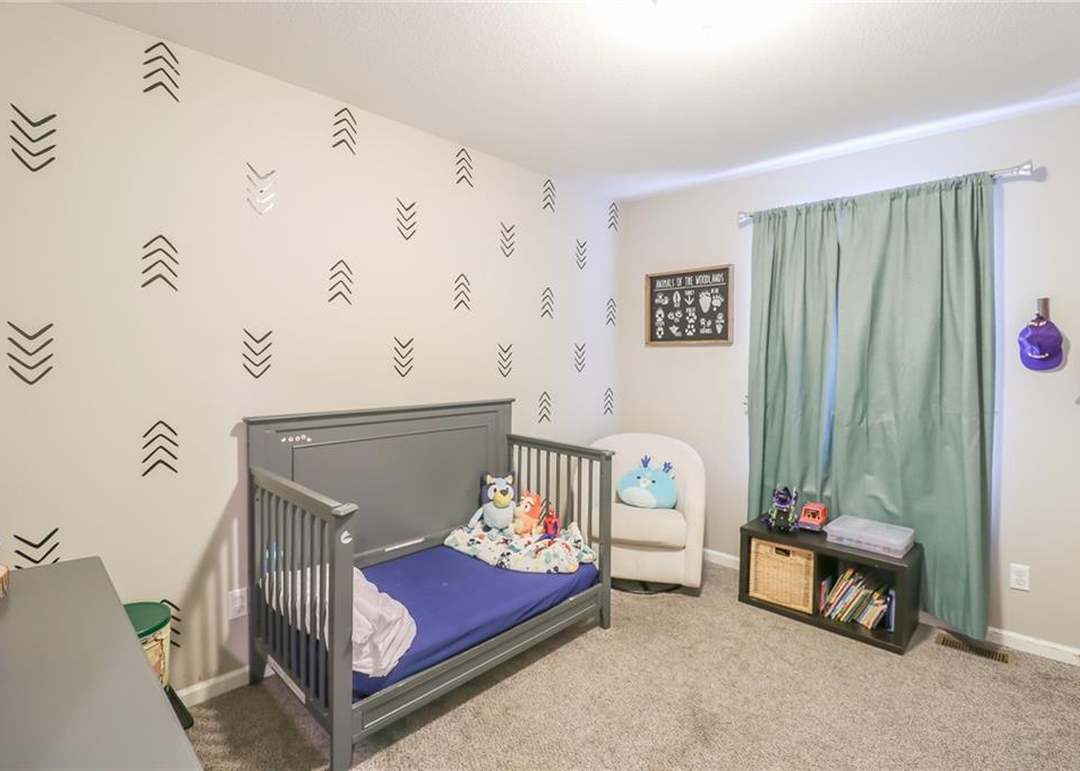 1215 Nottingham Drive — photo 25