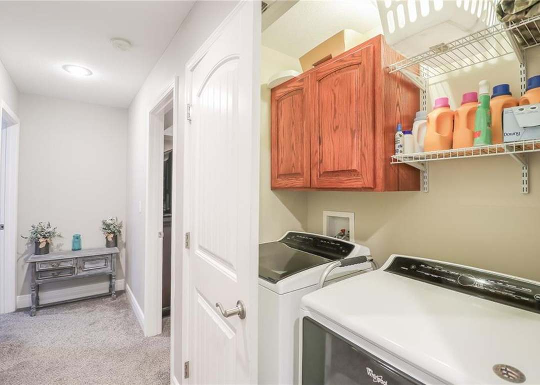 1215 Nottingham Drive — photo 28