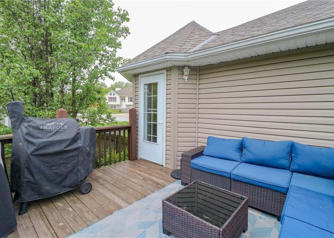 1215 Nottingham Drive — photo 31