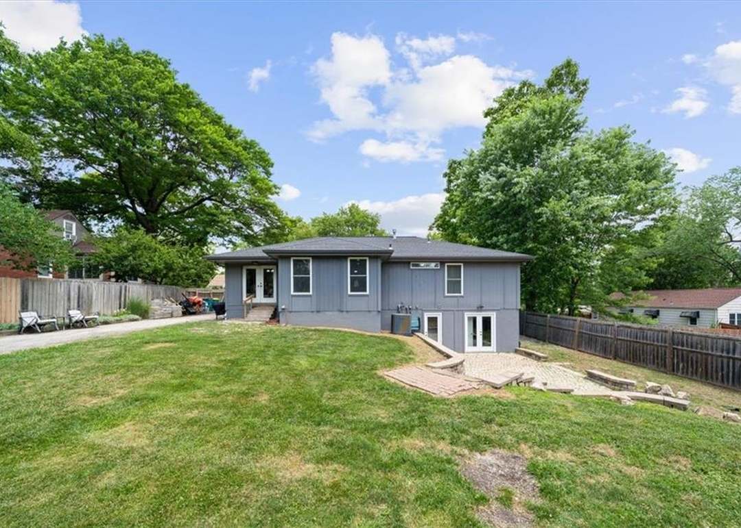 6655 W 82ND Street — photo 3