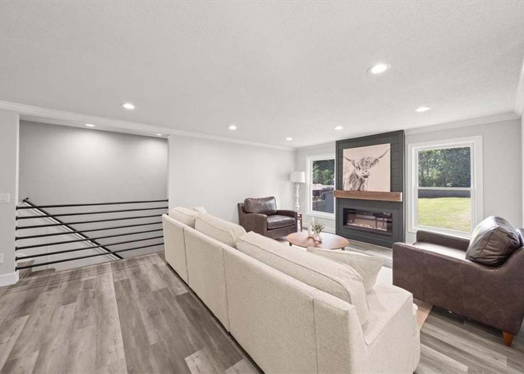 6655 W 82ND Street — photo 9