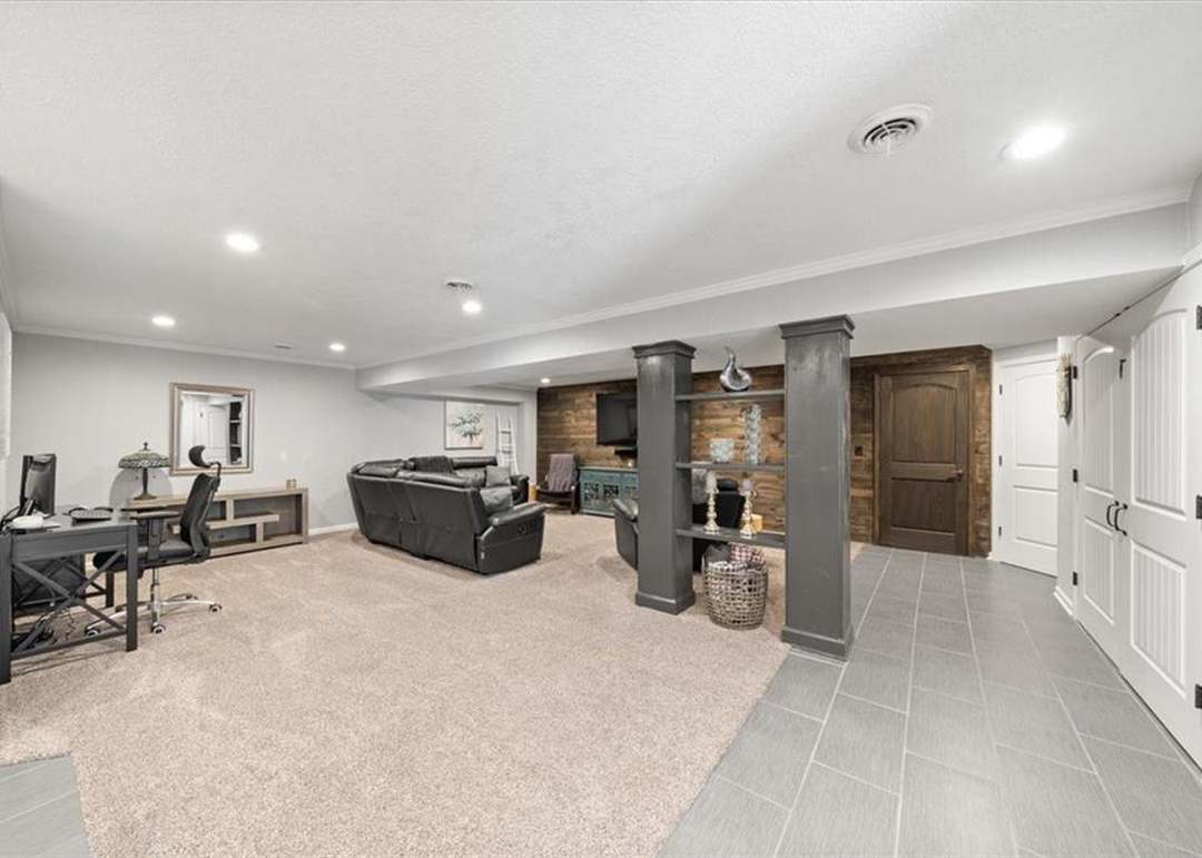 6655 W 82ND Street — photo 28