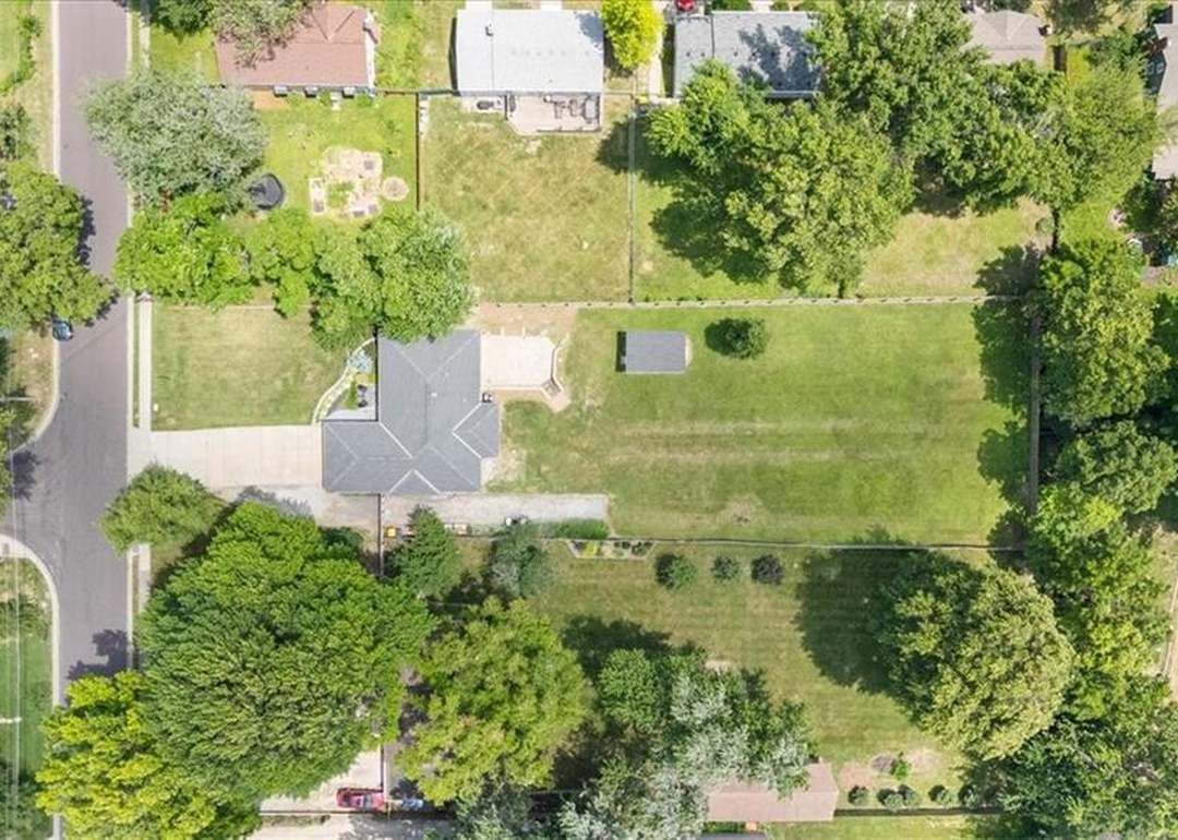 6655 W 82ND Street — photo 36