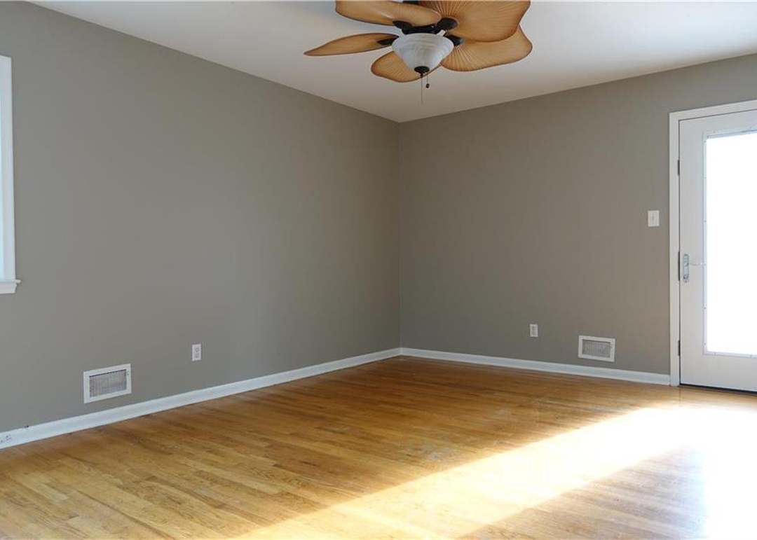 9606 Beverly Street — photo 11