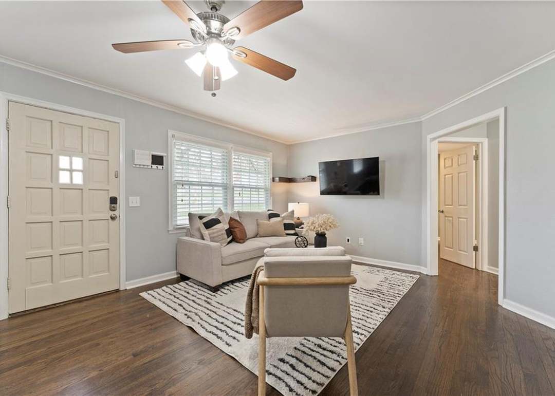 8501 Walmer Street — photo 14