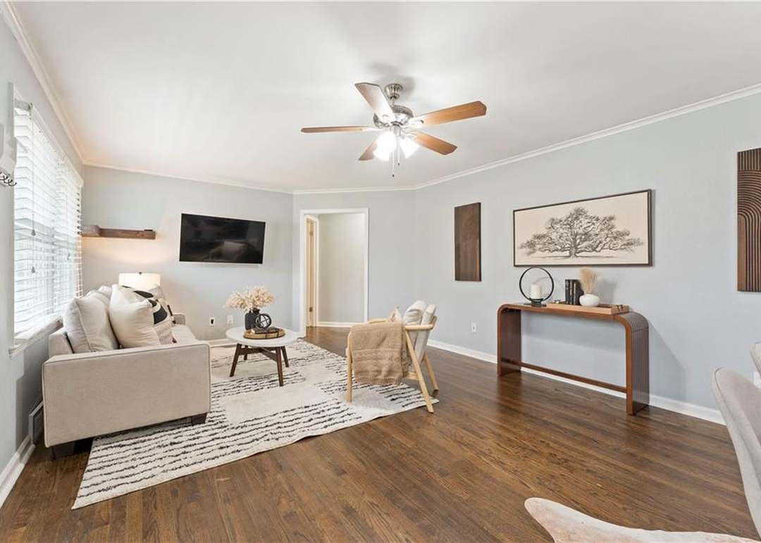8501 Walmer Street — photo 16