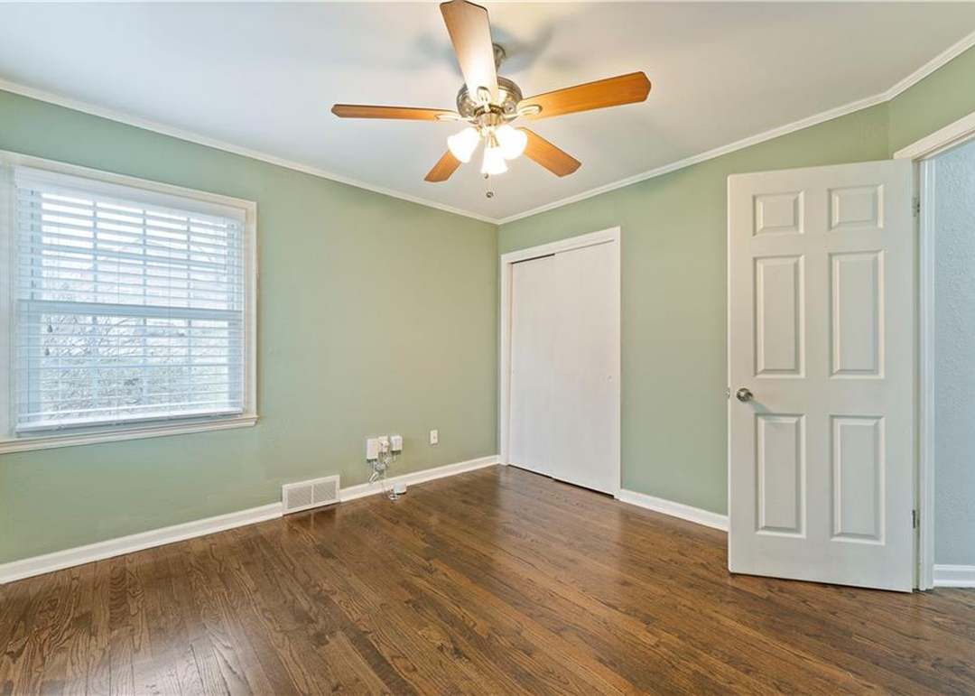 8501 Walmer Street — photo 21