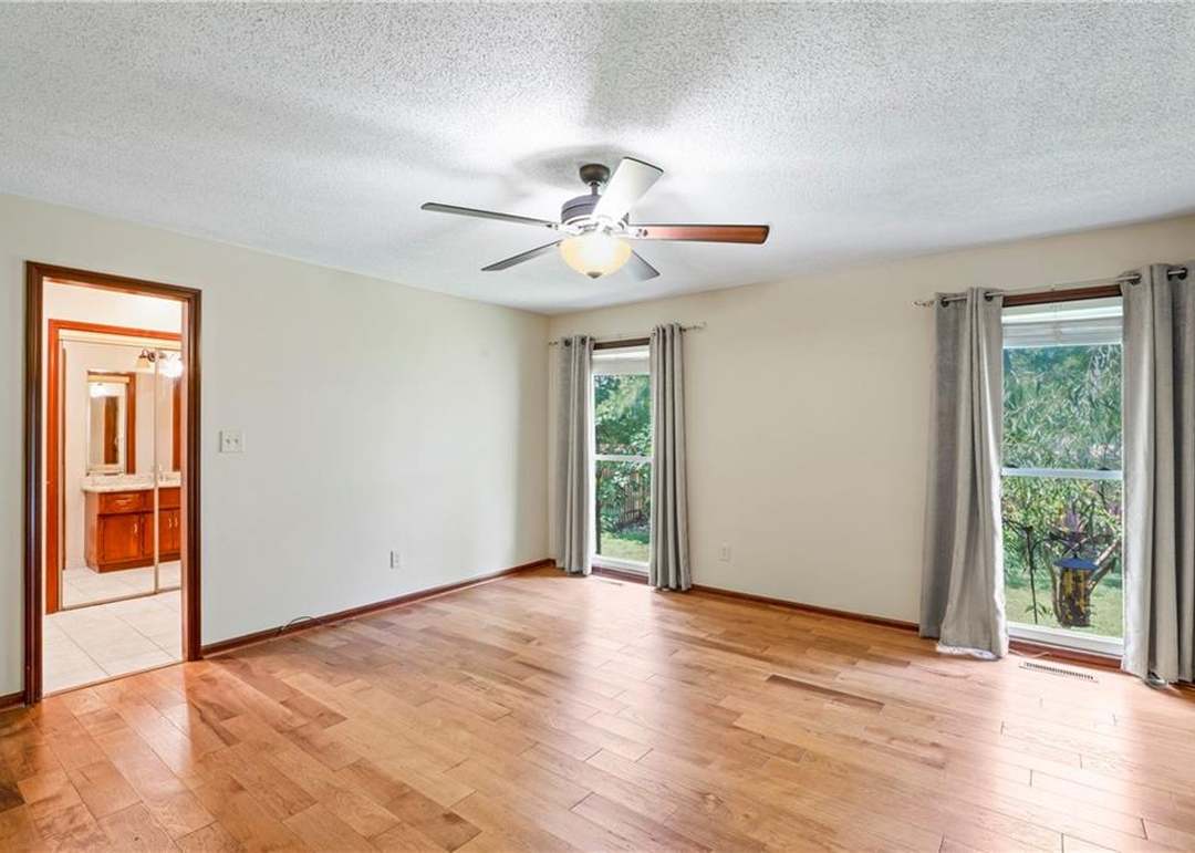 14618 W 89TH Street — photo 23