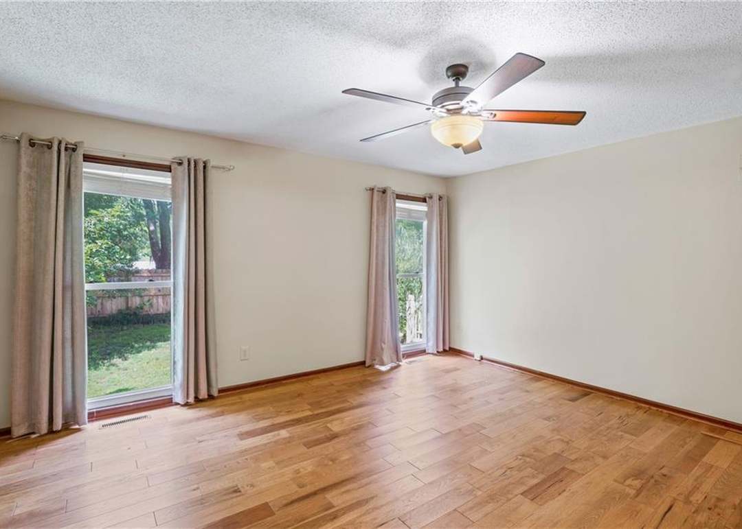 14618 W 89TH Street — photo 25