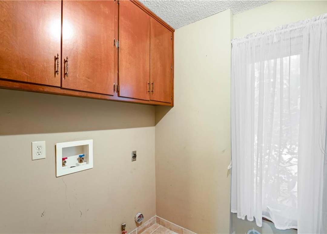 14618 W 89TH Street — photo 27