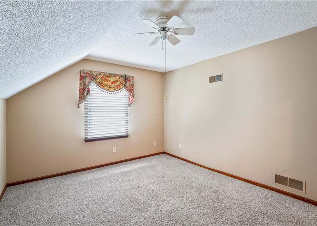 14618 W 89TH Street — photo 32