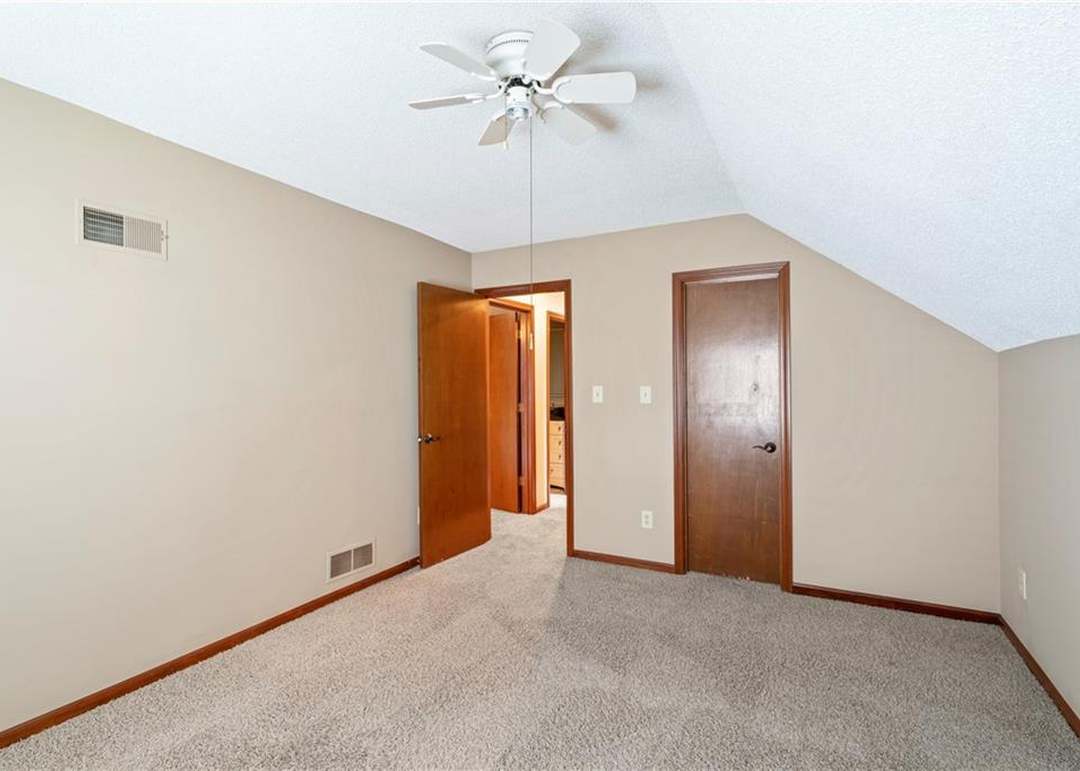 14618 W 89TH Street — photo 34