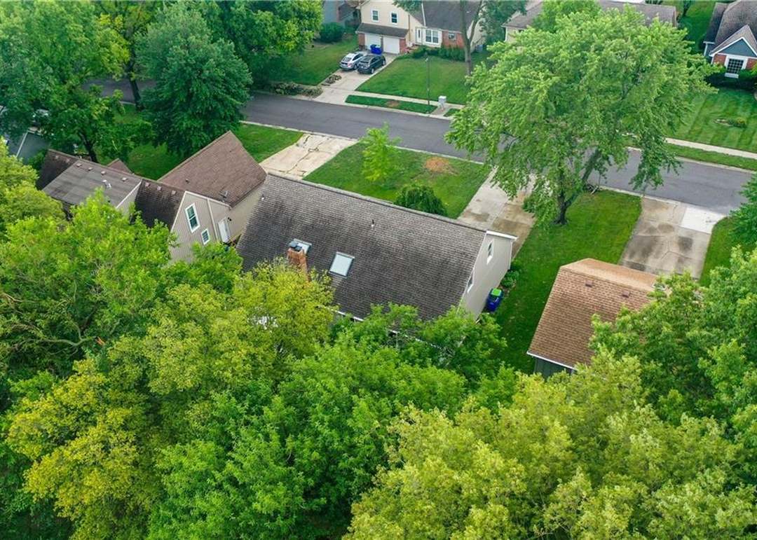 14618 W 89TH Street — photo 45