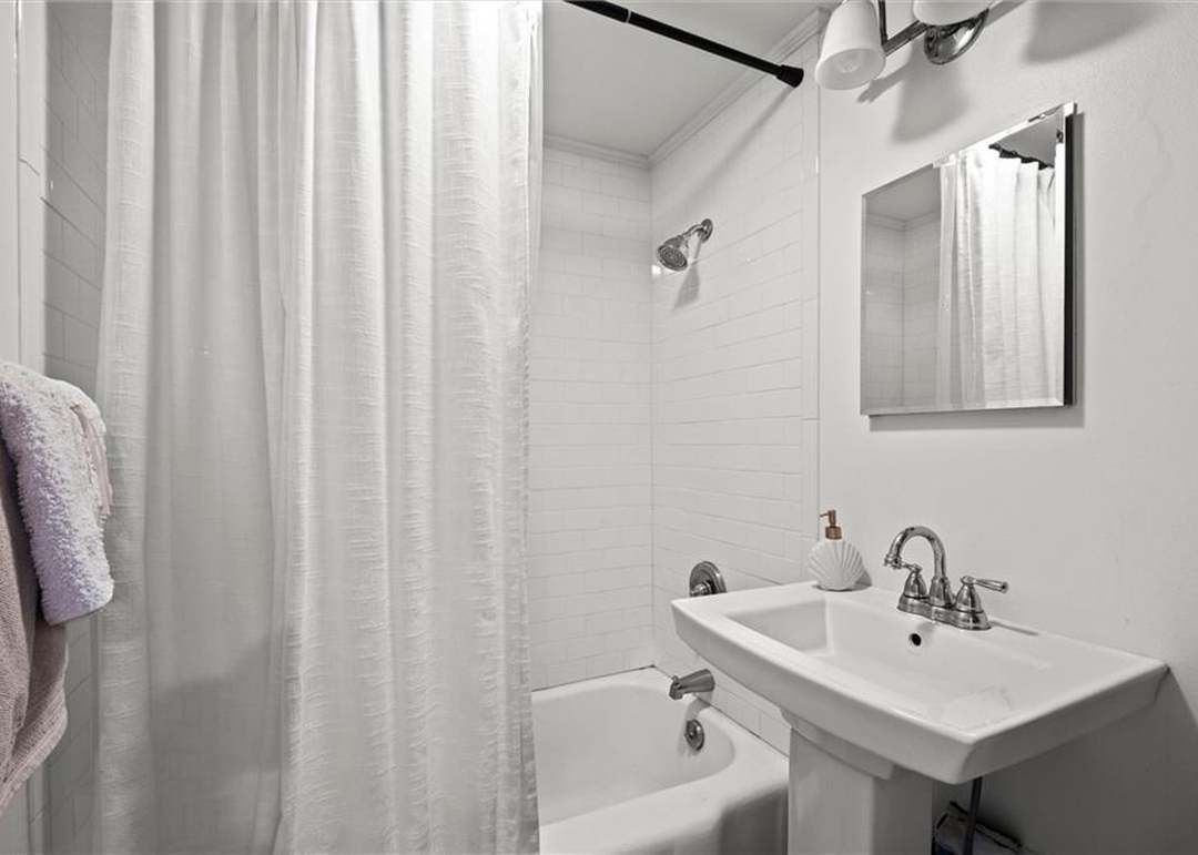 7400 Canterbury Street — photo 35