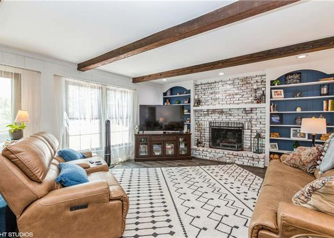 12603 W 104TH Terrace — photo 9