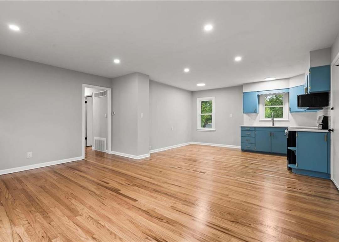 6710 E 98th Street — photo 15